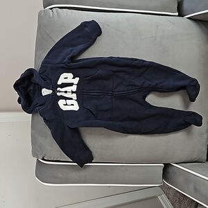 Gap sweatshirt